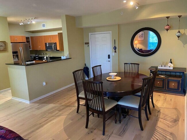 Foto del edificio - 802 W Windward Way