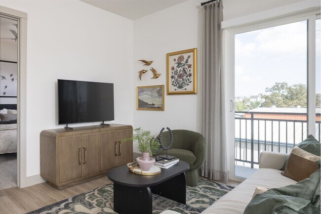 Photo - Triple Deal: Up to 6 Weeks Off, $1,000, an... Apartment
