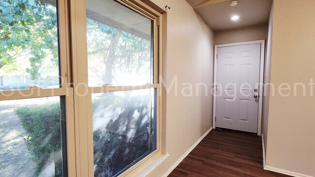 Foto del edificio - 13607 Flagstone Ln