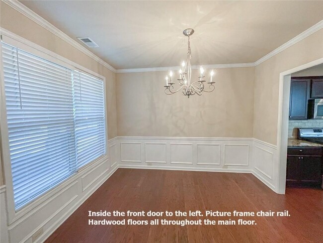 Building Photo - 328 Privet Cir