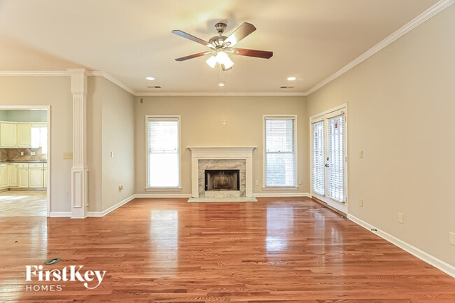 Building Photo - 838 Greystone Highlands Dr