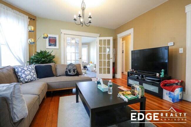 Photo - 15 Hallam St Apartment