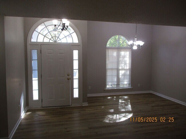 Foto del edificio - 1472 Georgia Ave SE