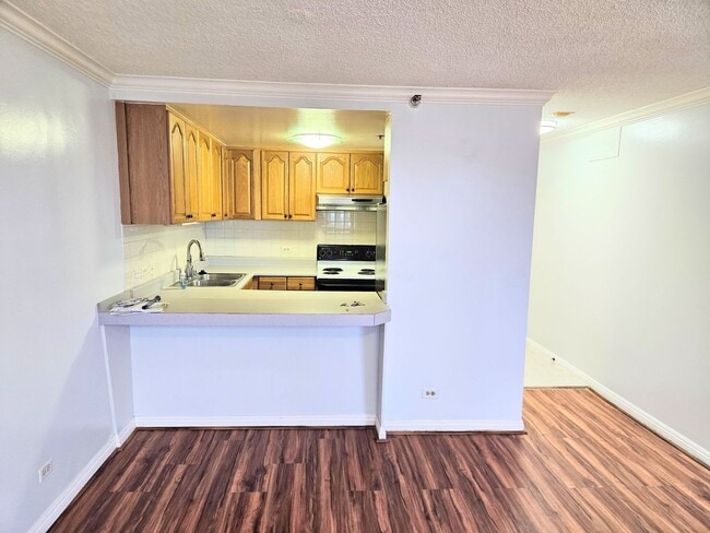Photo - Royal Capitol Place Kakaako 1 Bedroom 1 Ba... Apartment
