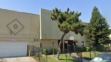 Building Photo - 8629 Willis Ave