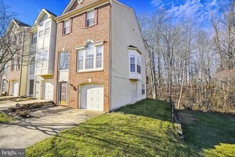 Building Photo - 8427 Carmela Cir