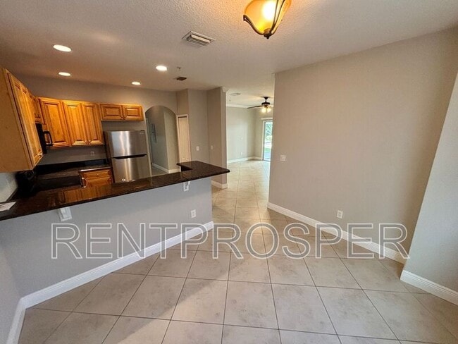 Building Photo - 3719 S Lake Orlando Pkwy