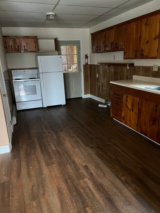 131 West St, Pittsfield, ME 04967 Apartments in Pittsfield, ME