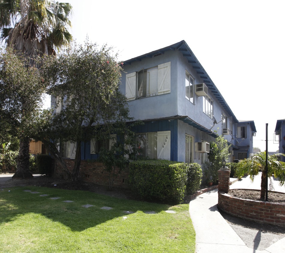 Building Photo - 6222-6226 Beck Ave