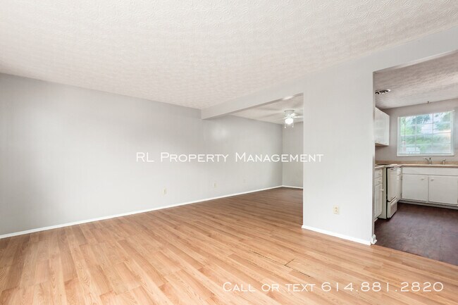 Building Photo - 6475 Skywae Dr