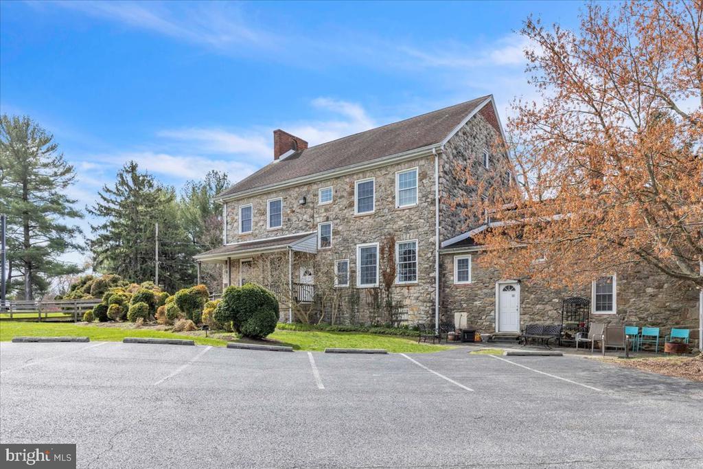 Foto principal - 2331 Mt Hebron Dr