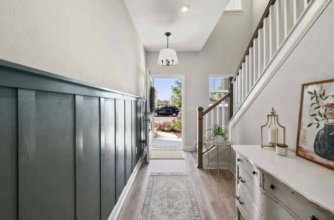 Foto del edificio - 116 Meadow Creek Dr