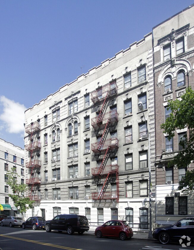Building - 227-233 Audubon Ave