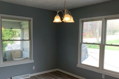 Foto del edificio - 401 W Clear Creek Dr