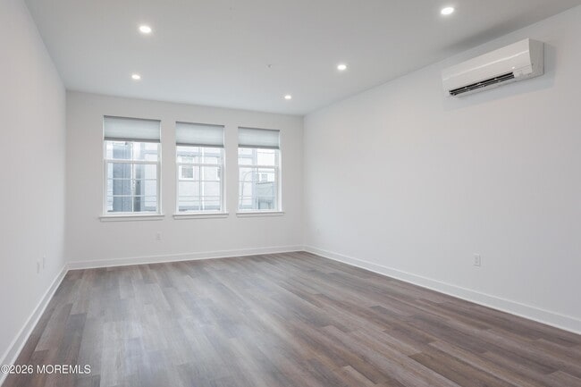 Foto del edificio - 6 West End Ct