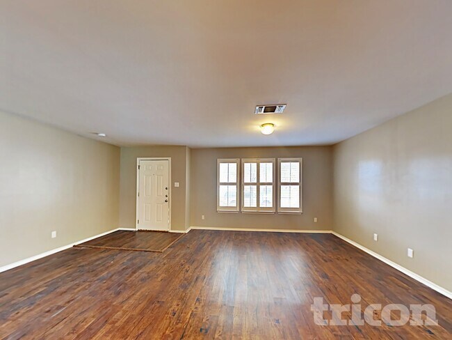 Building Photo - 4120 Wensledale Dr