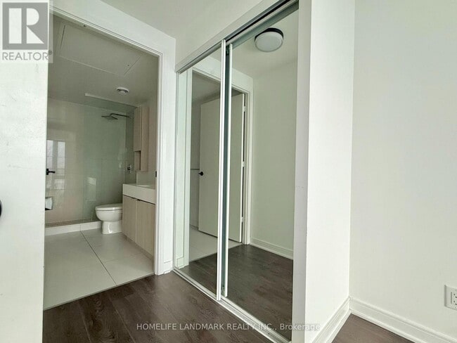 Photo du bâtiment - 35 Rolling Mills Rd