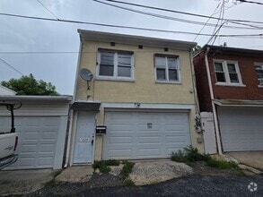 Building Photo - 325 N Perry St