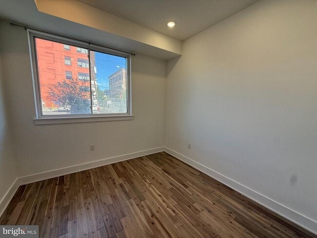 Building Photo - 1433 Brown St