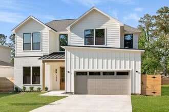 Building Photo - 1420 Flamingo St