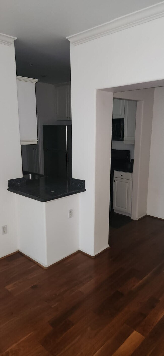 3216 Watermarke Pl Unit 3216 Watermarke Pl, Irvine, CA 92612 Condo