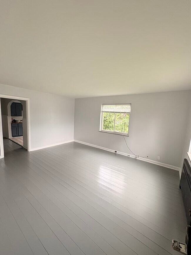 Photo - 7169 Reading Rd Apartment