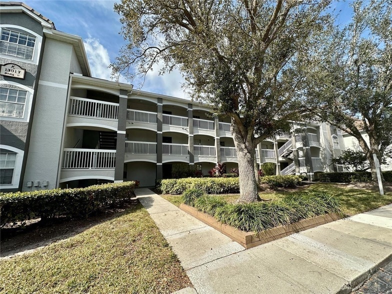 Photo - 13917 Fairway Island Drive Unit 922