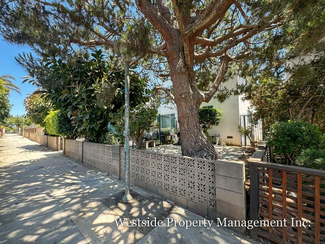 Primary Photo - 28 Sunset Ave