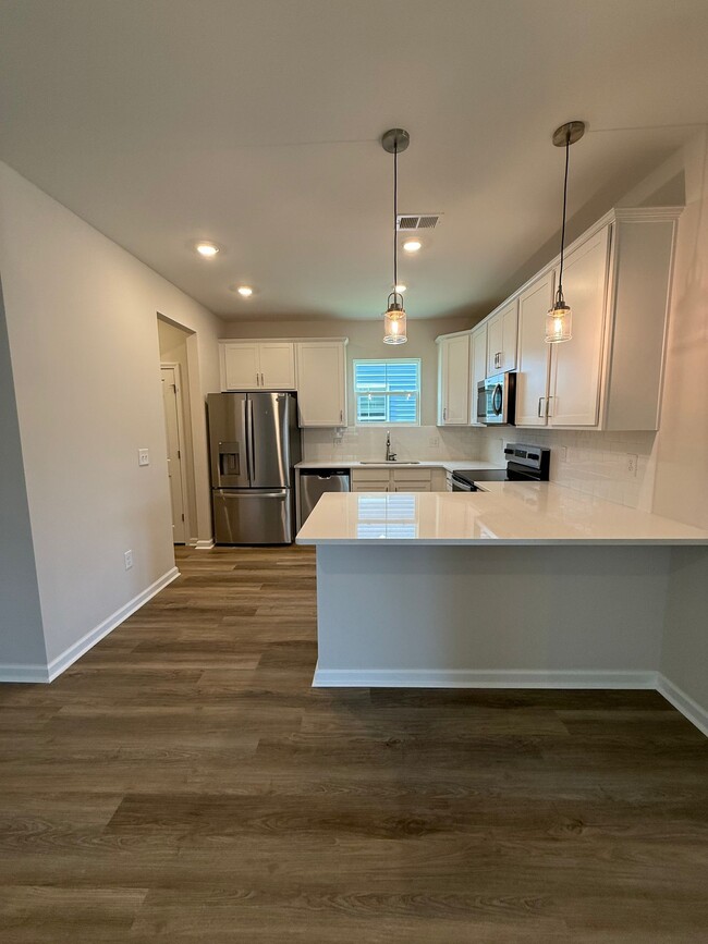 Building Photo - 136 Dreher Dr