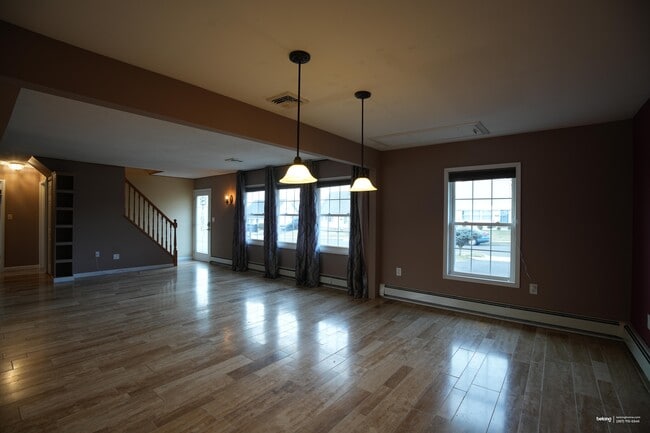 Foto del edificio - 90 Cobalt Ridge Dr E