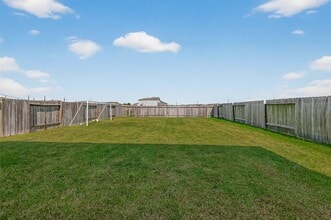 Building Photo - 10831 Fall Mill Dr