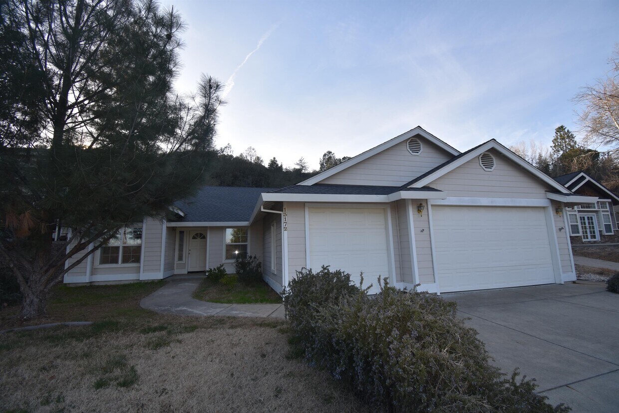 13172 Thistle Loop, Penn Valley, CA 95946 House Rental in Penn Valley