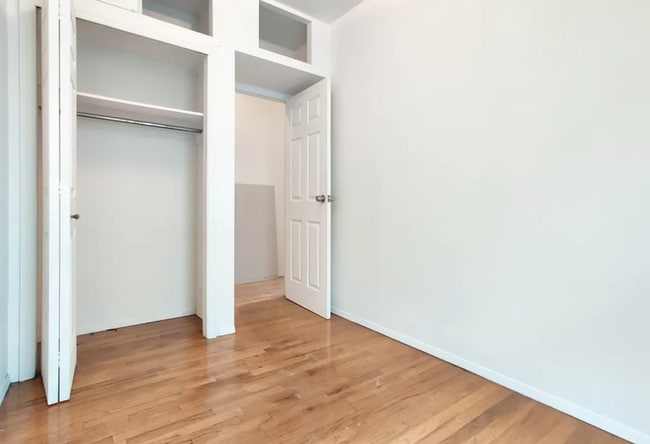Building Photo - 67 Barbey St