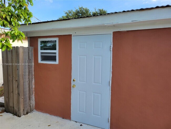 Building Photo - 8636 Miramar Pkwy