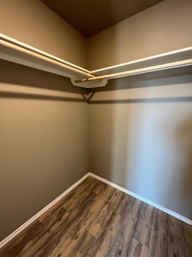 Foto del edificio - 1203 Wheelock St