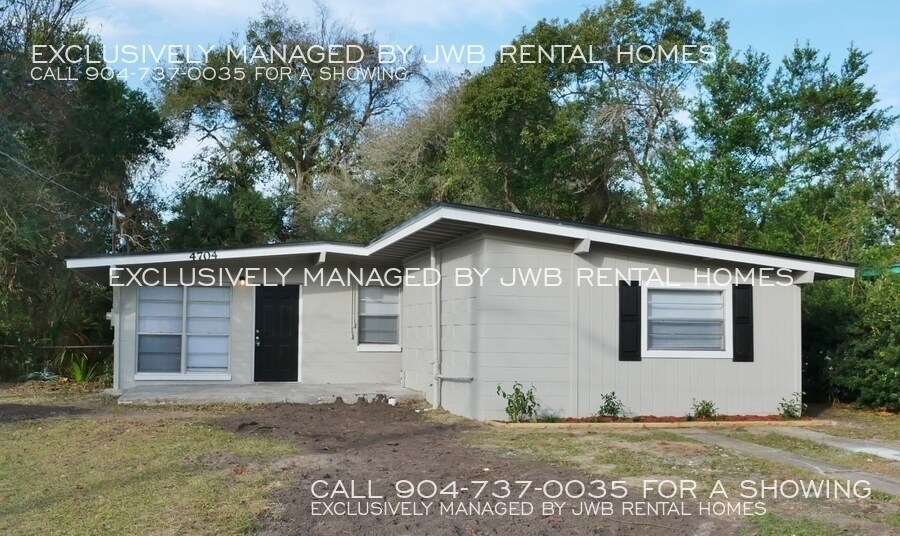 4704 Castlewood Dr W, Jacksonville, FL 32206 House Rental in