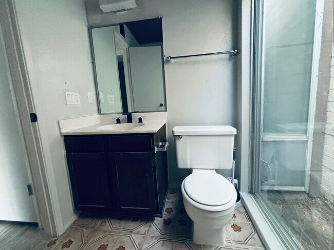 Foto del edificio - 4766 W Palmaire Ave