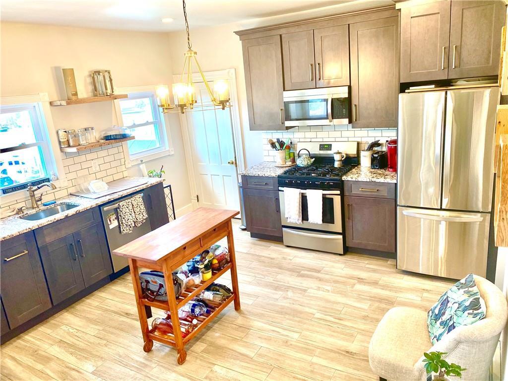 Foto principal - 6 Watkins Ave