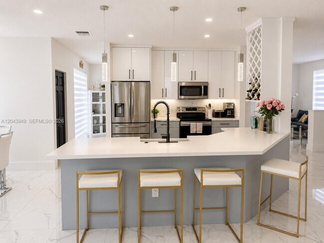 Foto del edificio - 2855 SW 177th Terrace