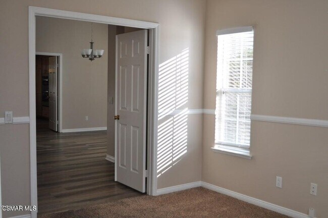 Foto del edificio - 2385 Rutland Pl