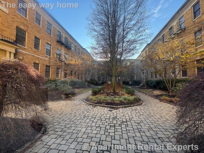 Photo - 856 Massachusetts Ave Apartment