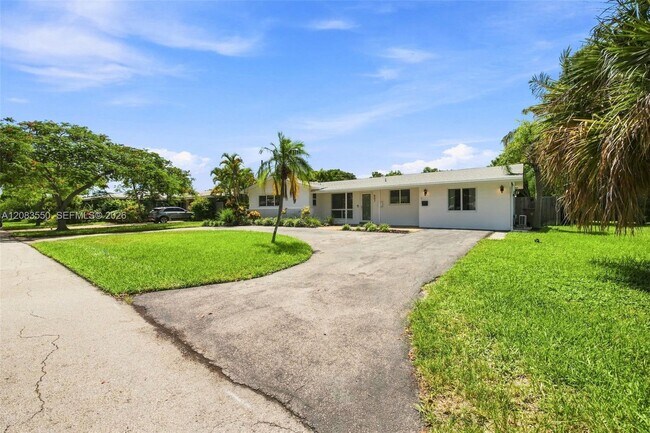 Foto del edificio - 807 SE 9th Terrace