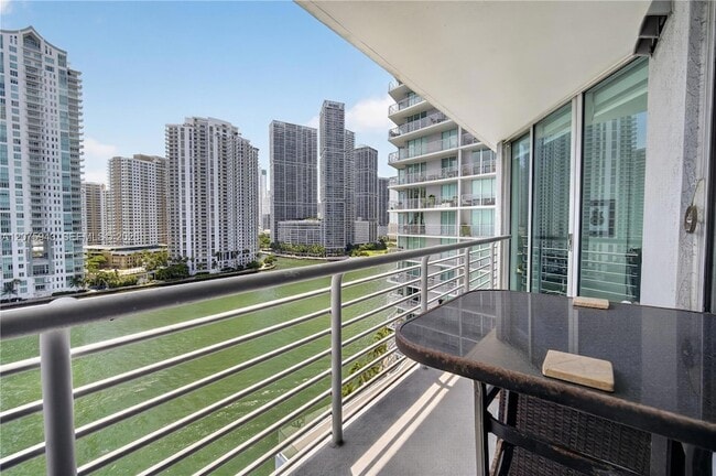 Photo - 335 S Biscayne Blvd Unit 1503 Apartment