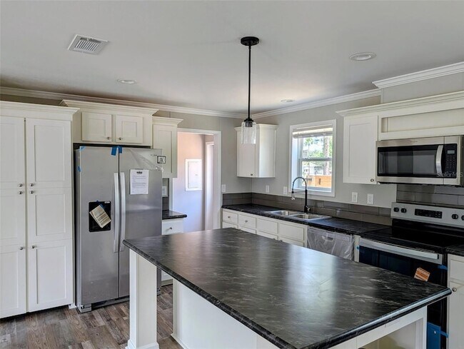 Foto del edificio - 26125 County Rd 44A