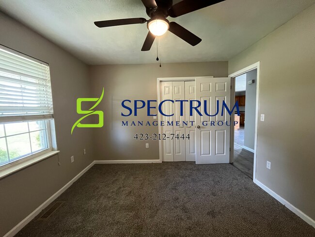 Foto del edificio - 3 bedroom 2 bath single family home
