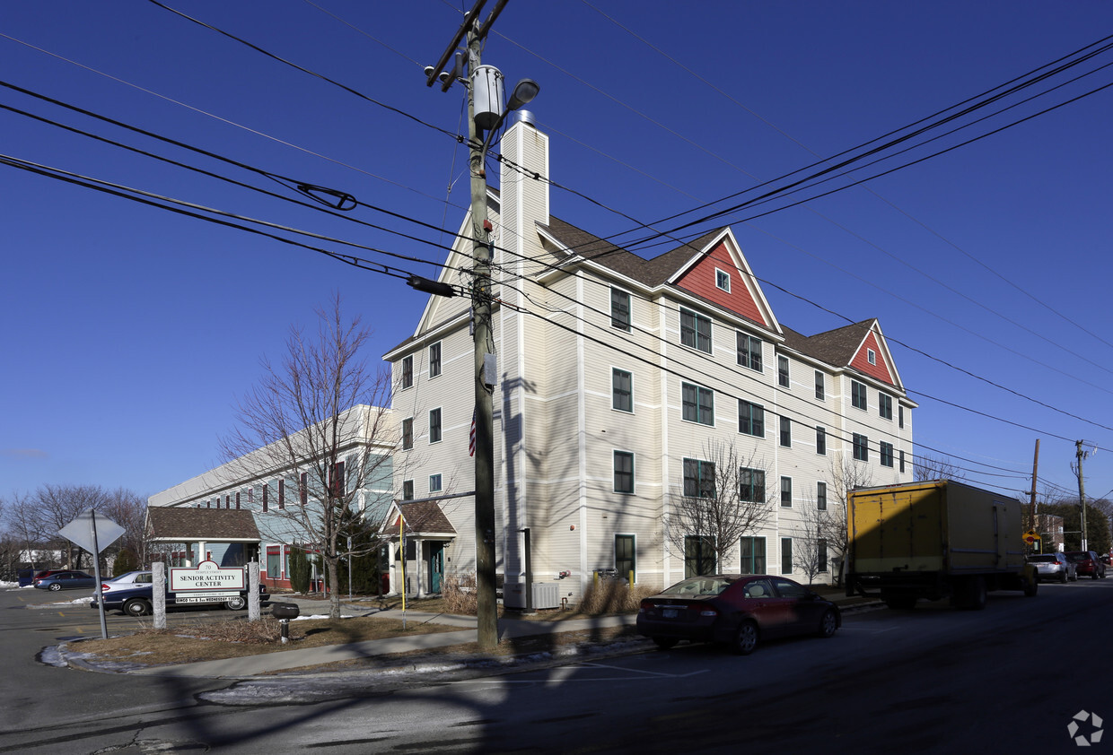 Primary Photo - Temple Street Elderly Housing