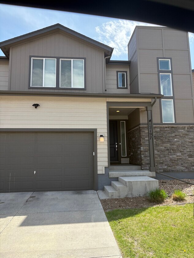 Foto principal - 12197 Claude Ct