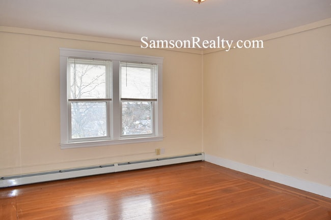 Building Photo - 90 Taft Ave