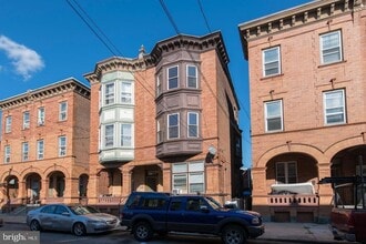 Building Photo - 1929 N 32nd St