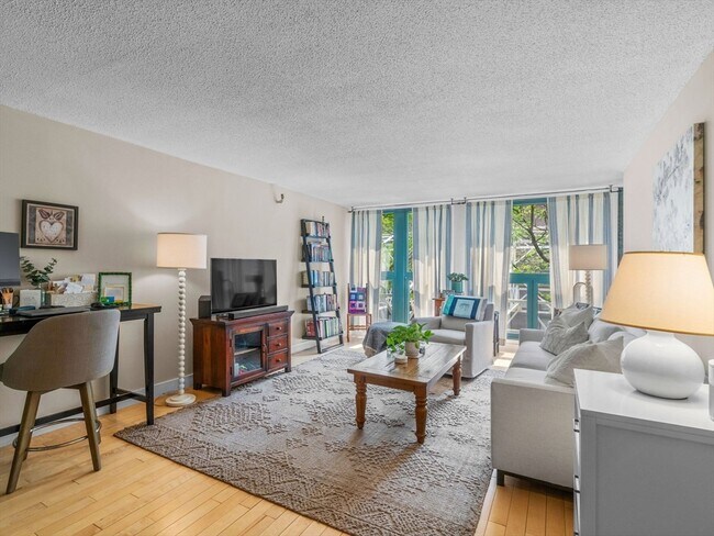 Foto del edificio - 42 8th St